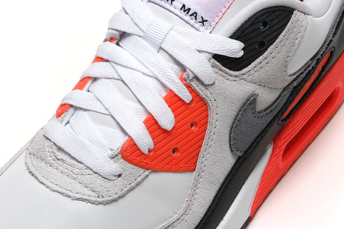 Nike - Air Max 90
Style # IU1055-100
Color : White / Particle Grey / Smoke Grey / Black
