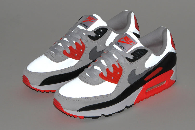 Nike - Air Max 90
Style # IU1055-100
Color : White / Particle Grey / Smoke Grey / Black