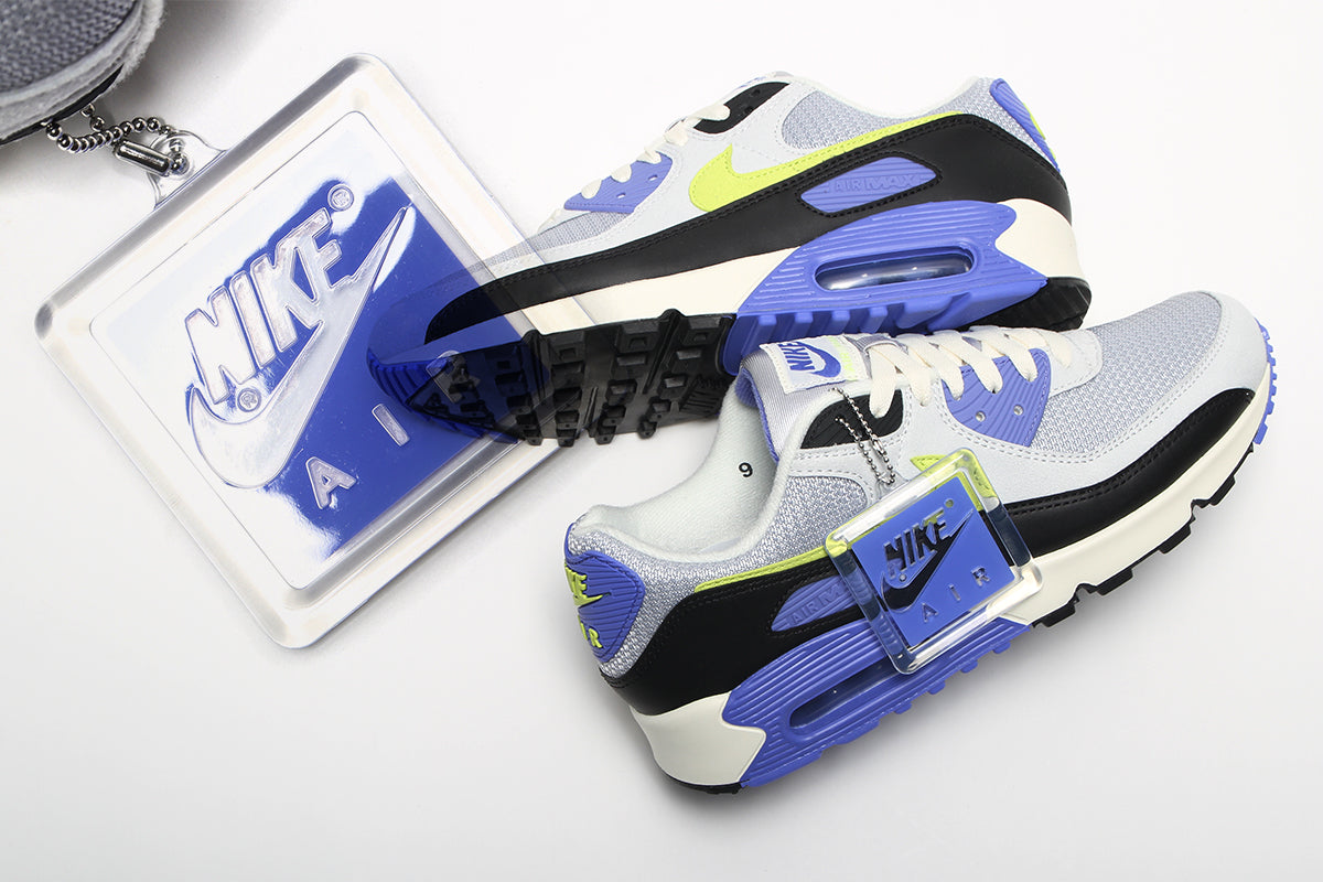 Nike - Air Max III
Style # IU7543-025
Color : Photon Dust / Cyber / LT Smoke Grey / Black