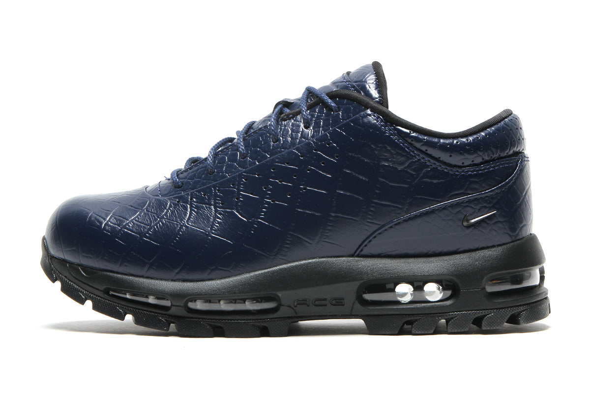 Nike - Air Max Goadome Low
Style # IV4517-400
Color : Midnight Navy / Black
