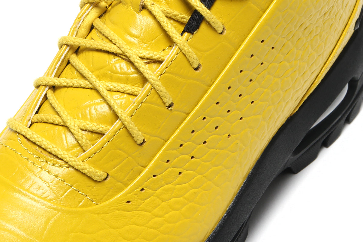 Nike - Air Max Goadome Low
Style # IV4517-700
Color : Vivid Sulfur / Black
