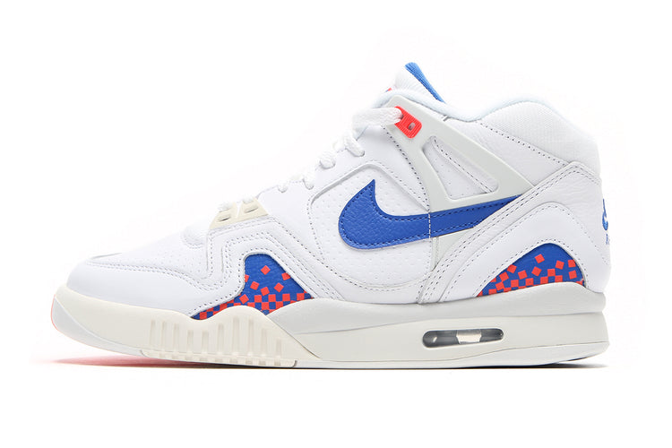 Nike - Air Tech Challenge II
Style # FZ9033-102
Color : White / Royal Blue / Laser Crimson