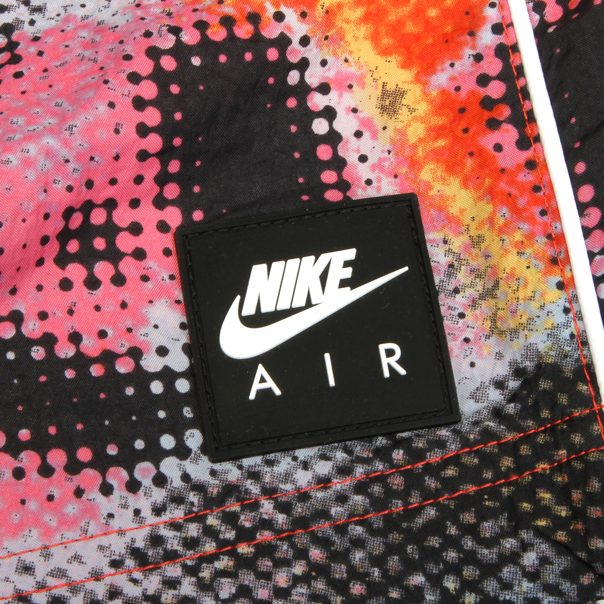 Nike - Air Woven Shorts
Style # IF1310-696
Color : LT Crimson / White