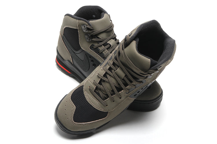 Nike - Baltoro
Style # IO4556-200
Color : Olive Khaki / Black / University Red