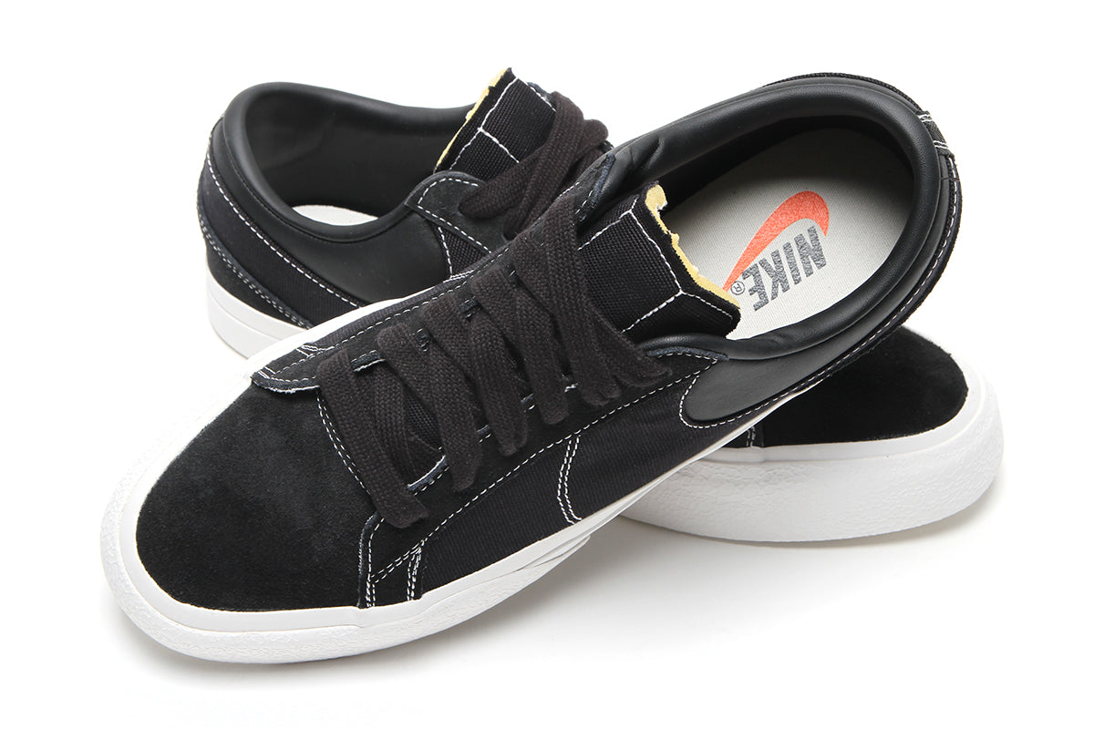 Nike - Blazy
Style # IM2523-001
Color : Black / Black / Sail / White