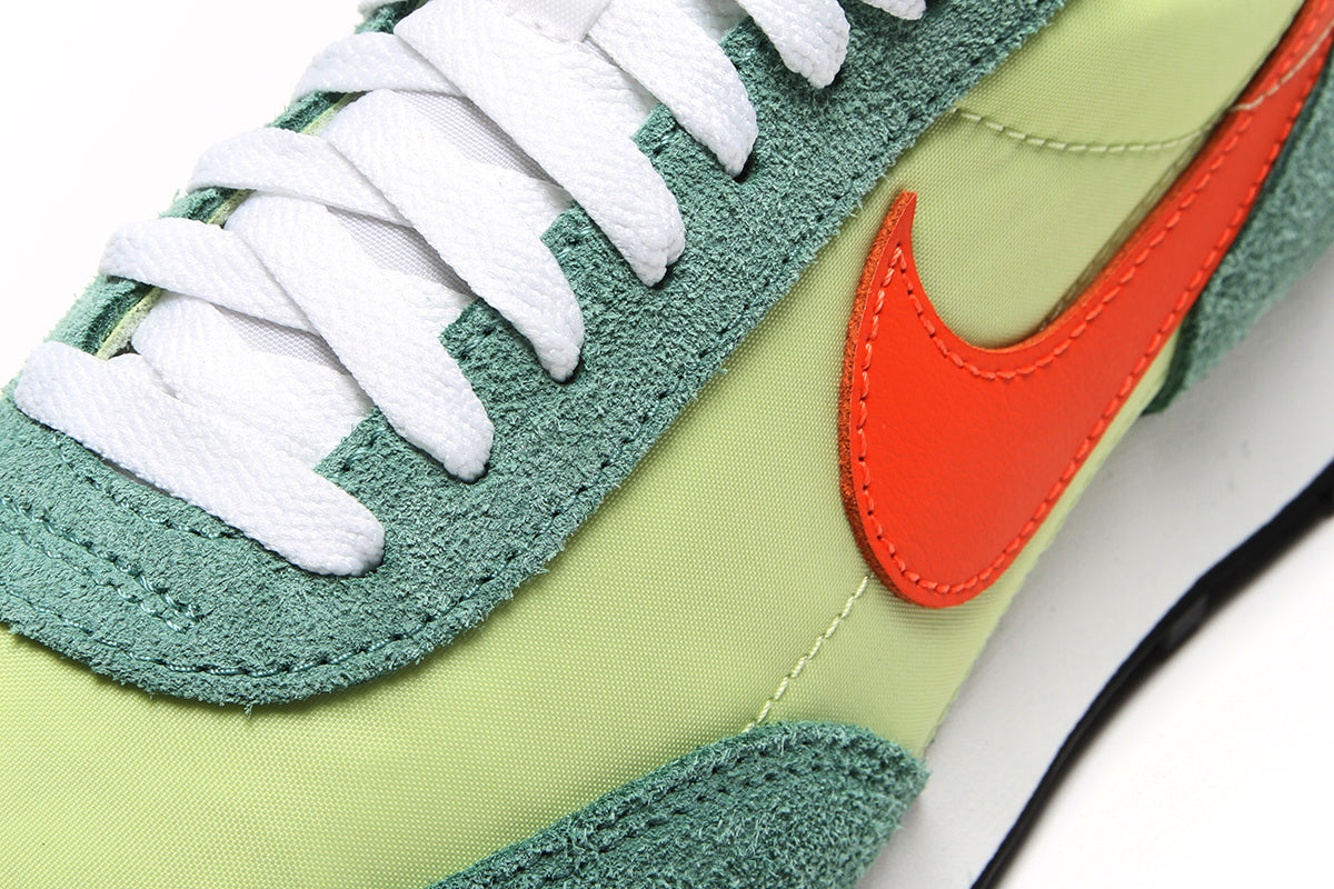 Nike - Daybreak SP
Style # BV7725-300
Color : Limelight / Electro Orange / Healing Jade
