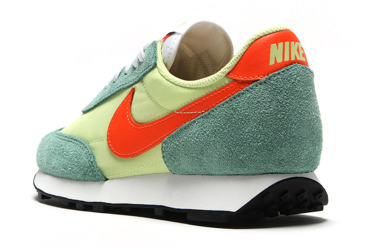 Nike - Daybreak SP
Style # BV7725-300
Color : Limelight / Electro Orange / Healing Jade