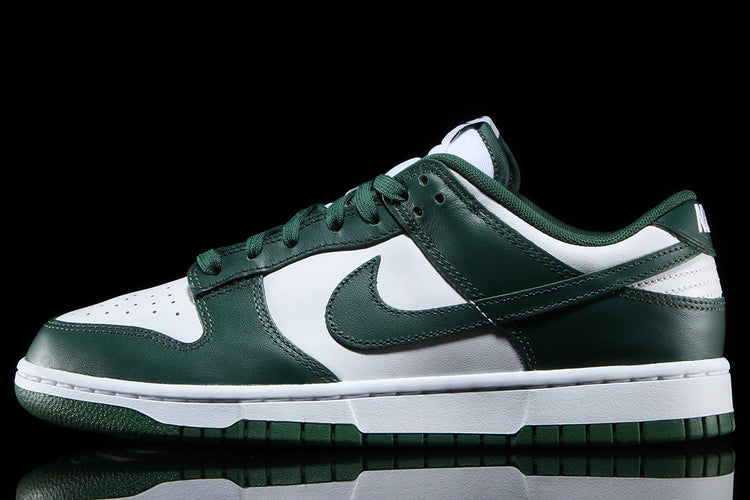 Dunk Low Retro