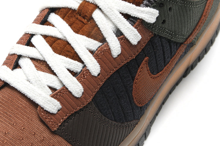 Nike - Dunk Low Retro Premium
Style # IB7746-201
Color : LT British Tan / Cinnamon / Cargo Khaki