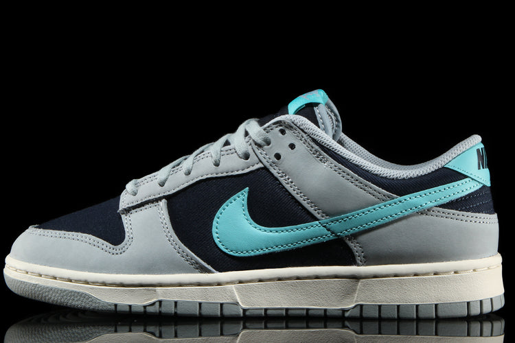 Nike | Dunk Low Retro Premium
Style # FB8895-001
Color : Light Pumice / Green Frost / Dark Obsidian