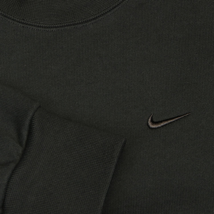 Nike - Energy Fleece Crewneck
Style # IO8753-010
Color : Black
