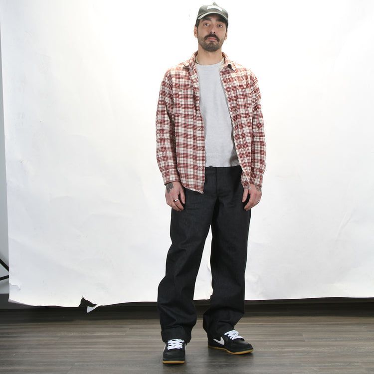 Nike SB - Loose Denim Pant
Style # IB2992-010
Color : Black