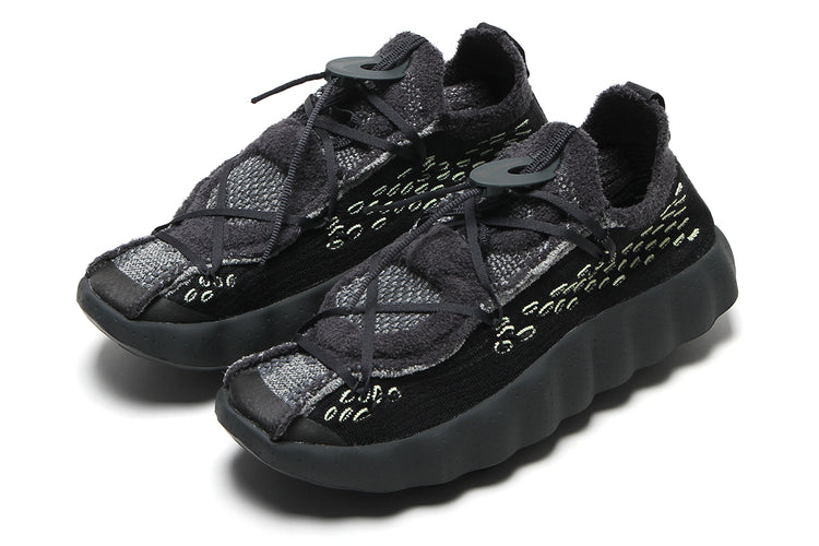 Nike - Mind 002 Flyknit
Style # IR2176-002
Color : Black / DK Smoke Grey / Anthracite