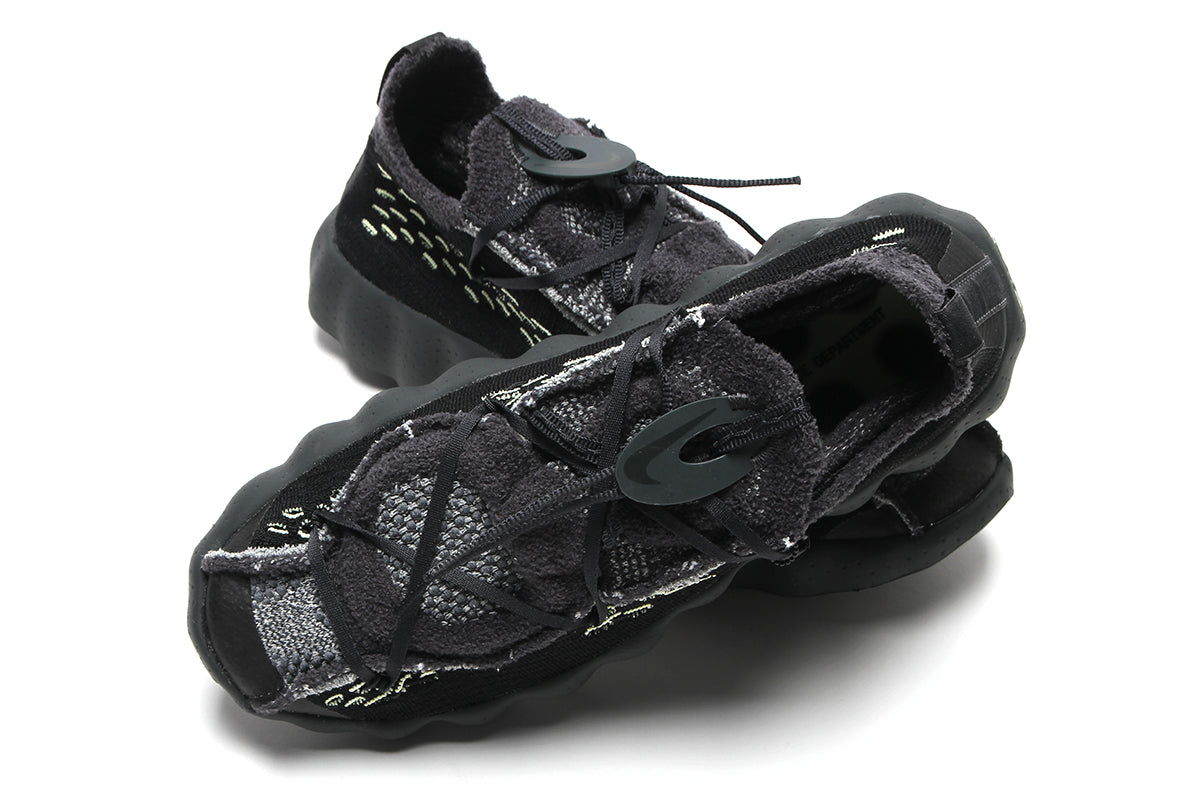 Nike - Mind 002 Flyknit
Style # IR2176-002
Color : Black / DK Smoke Grey / Anthracite