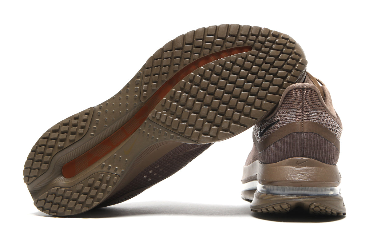 Nike - Pegasus Premium SP
Style # IQ5691-200
Color : Caldera Brown / Pecan