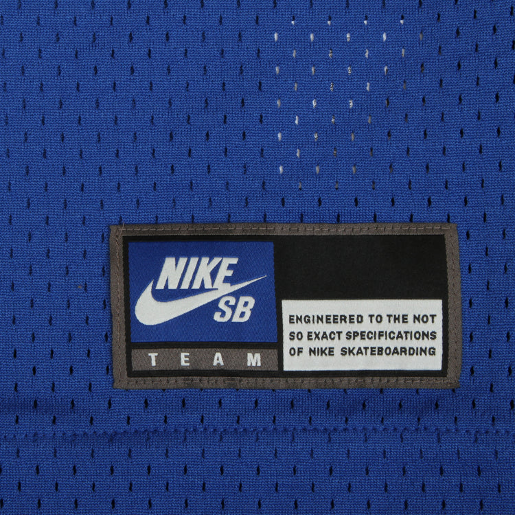Nike SB - GFX Mesh Football Jersey
Style # IF1349-480
Color : Game Royal