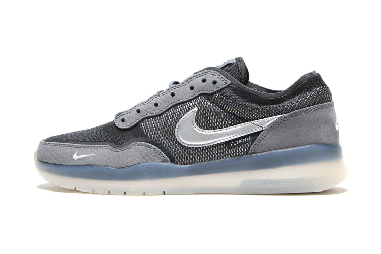 Nike SB | PS8
Style # FV8493-002
Color : Cool Grey / Metallic Silver / Anthracite