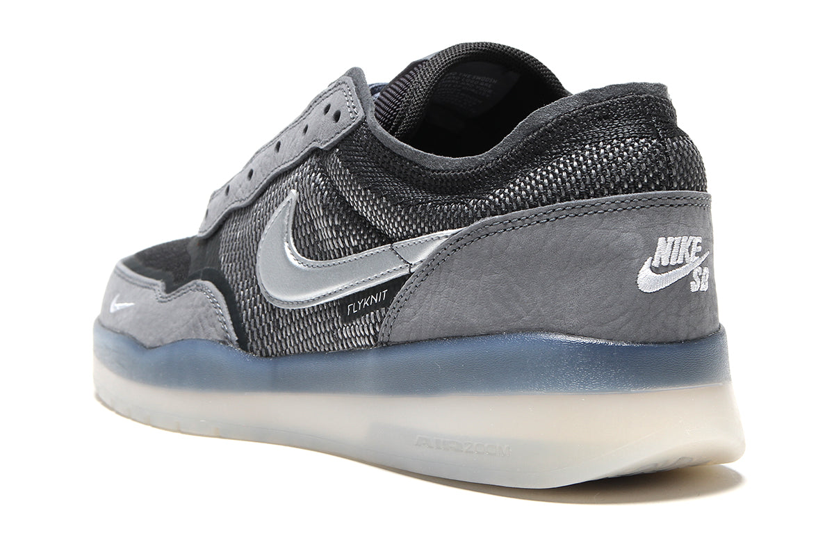 Nike SB | PS8
Style # FV8493-002
Color : Cool Grey / Metallic Silver / Anthracite