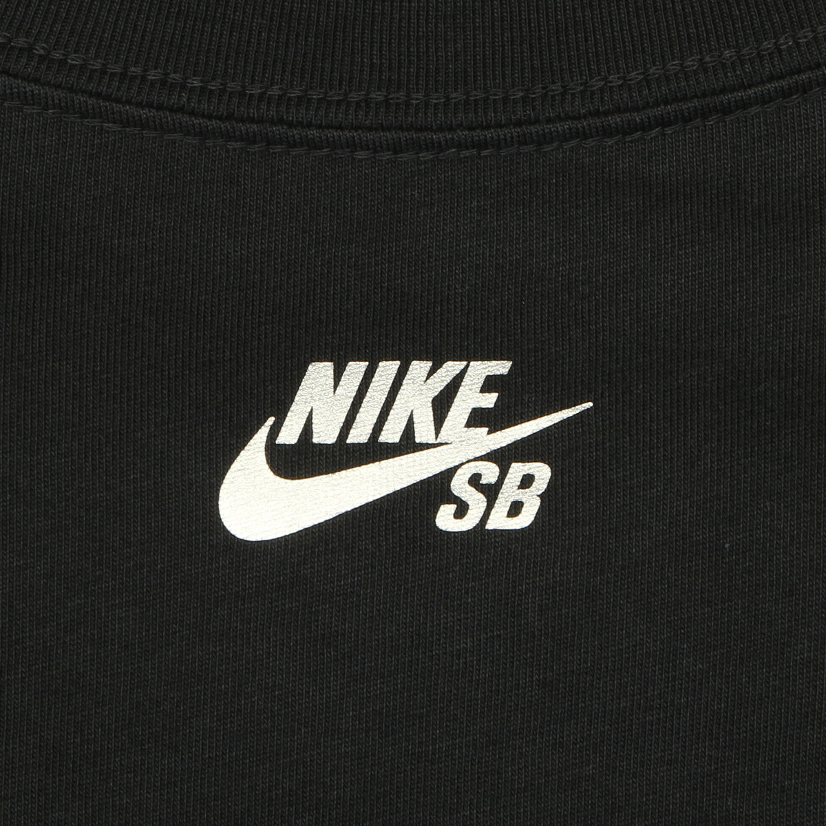 Nike SB - AF1 Yuto T-Shirt
Style # IM4432-010
Color : Black
