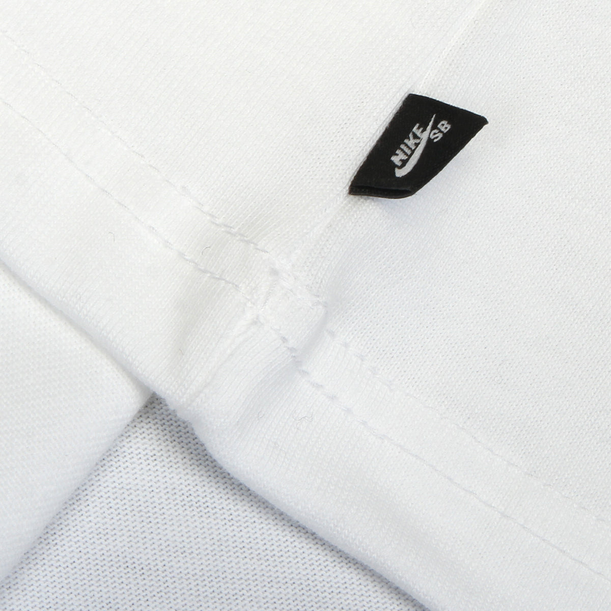 Nike SB - AF1 Yuto T-Shirt
Style # IM4432-100
Color : White