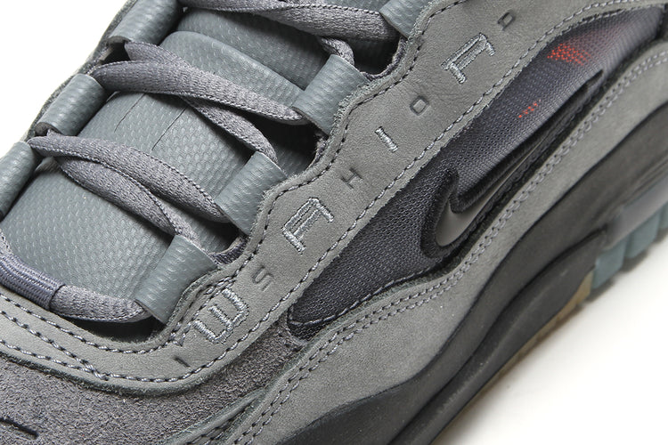 Nike SB - Air Max Ishod
Style # HJ4299-001
Color : Cool Grey / Black