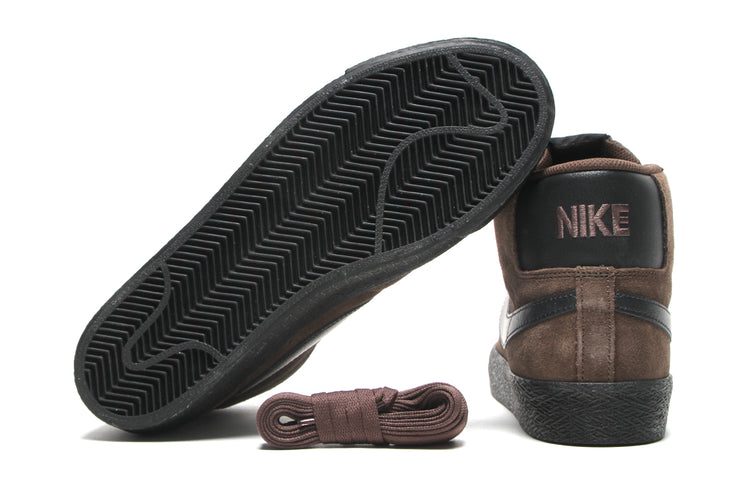 Nike SB - Zoom Blazer Mid
Style # FD0731-201
Color : Baroque Brown / Black