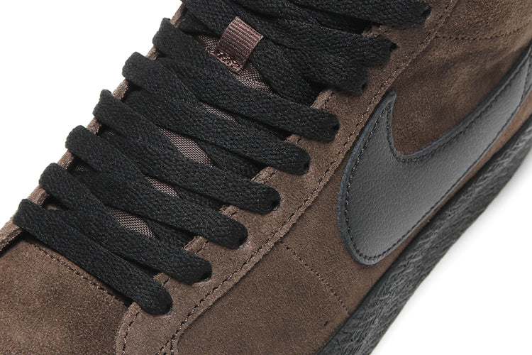 Nike SB - Zoom Blazer Mid
Style # FD0731-201
Color : Baroque Brown / Black