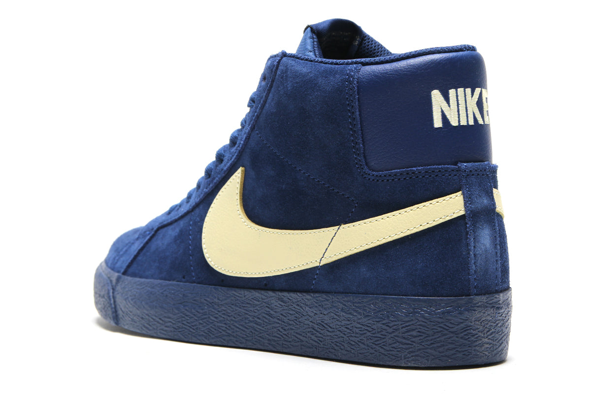 Nike SB - Zoom Blazer Mid
Style # IO0667-400
Color : Coastal Blue / Pale Yellow