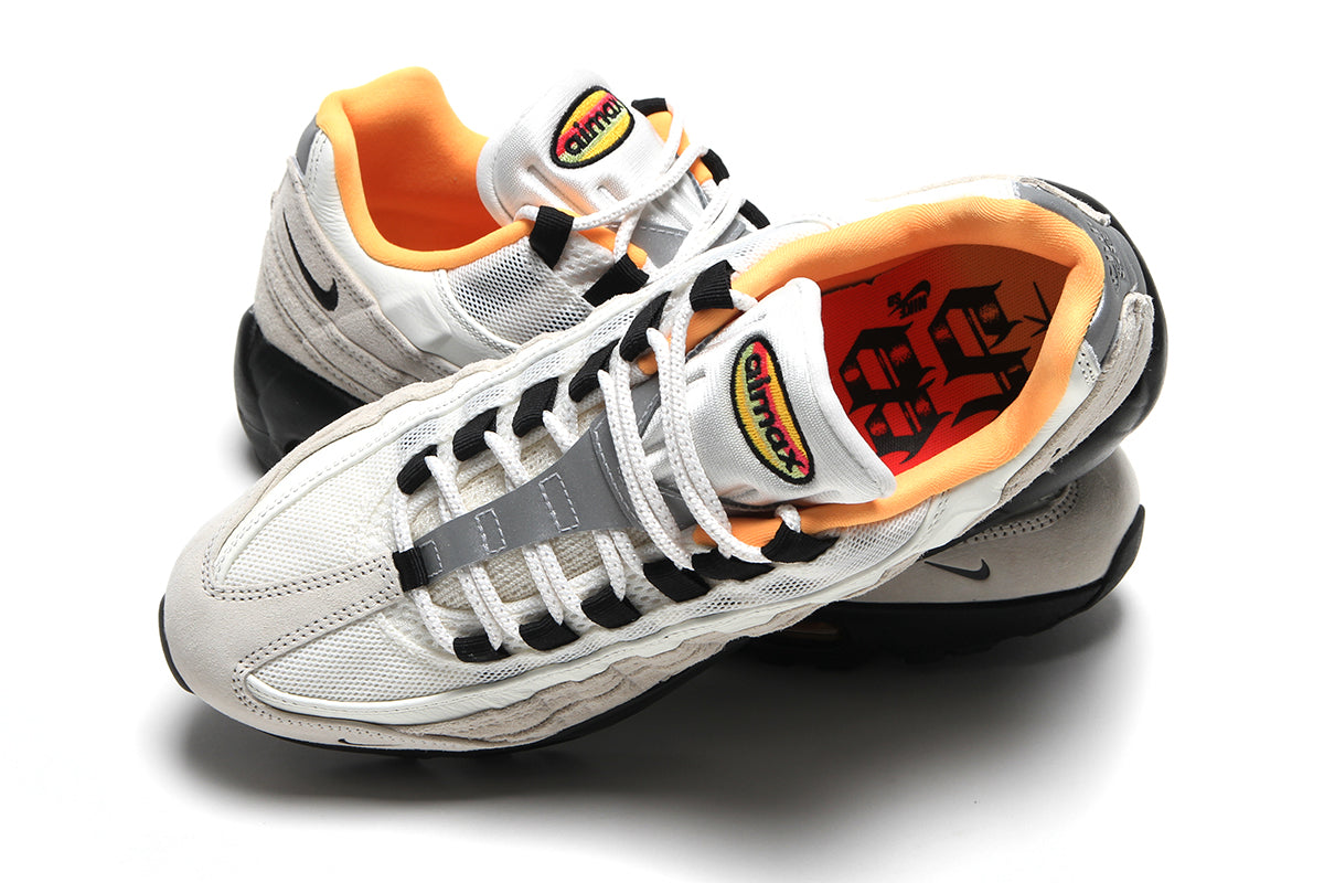 Nike SB - FC Pack Air Max 95
Style # IQ8395-100
Color : Sail / Black / Laser Orange