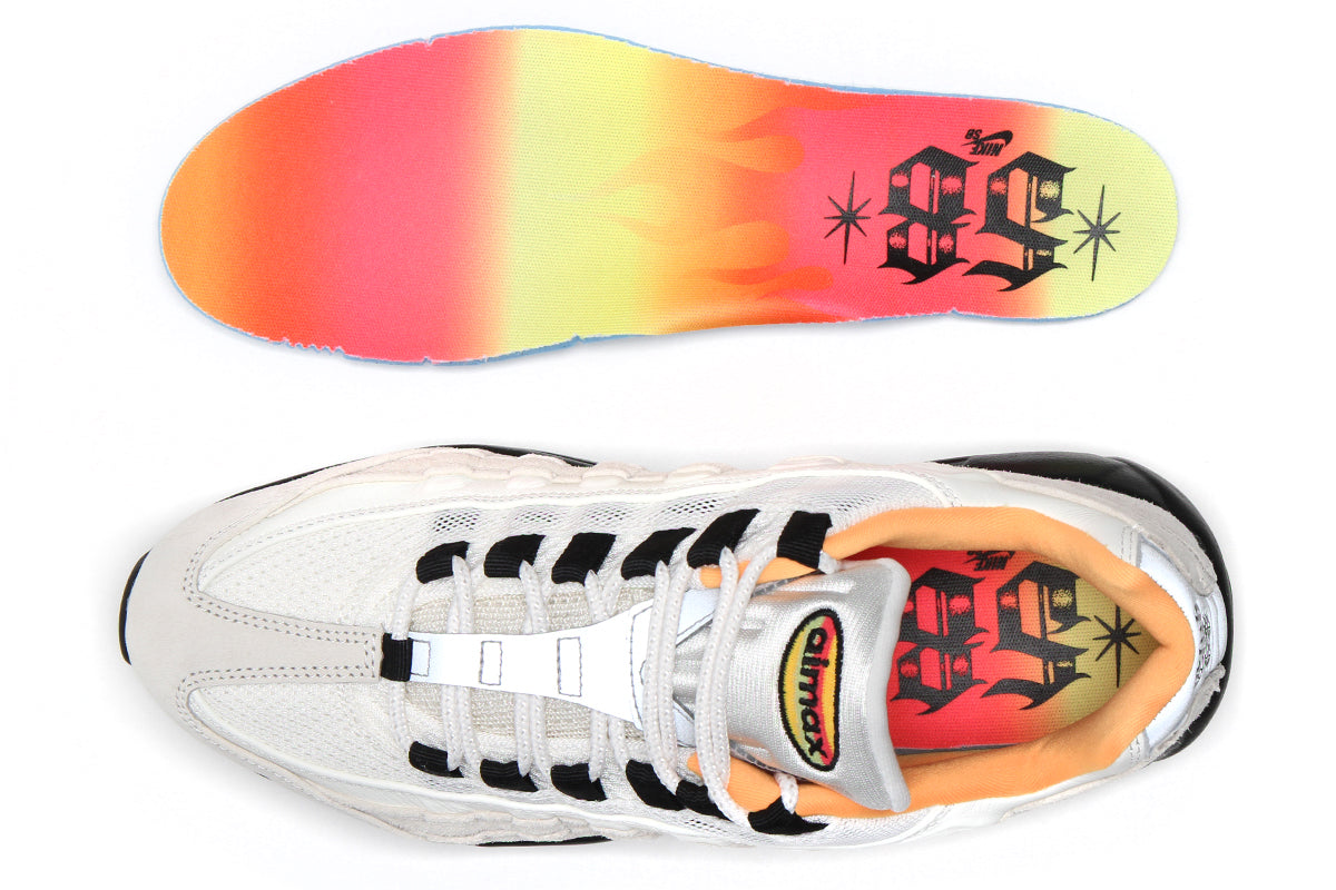 Nike SB - FC Pack Air Max 95
Style # IQ8395-100
Color : Sail / Black / Laser Orange