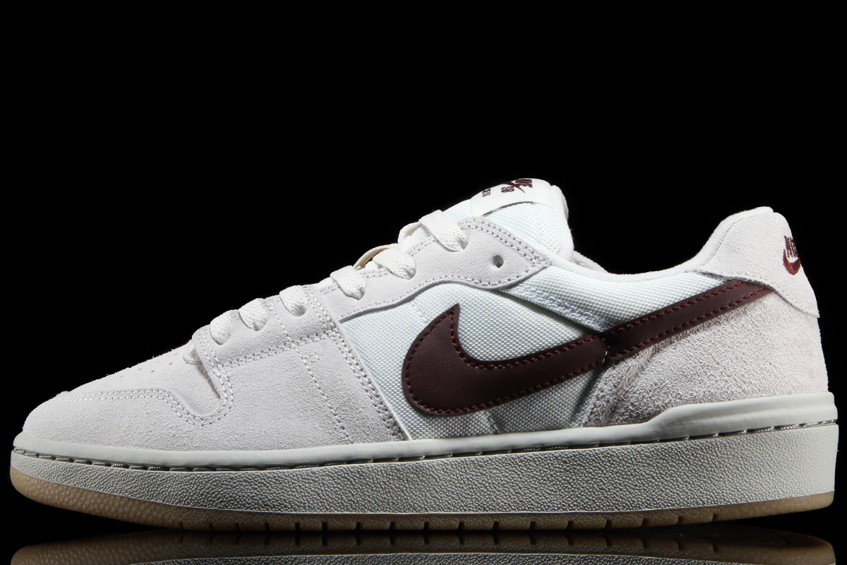 Nike SB - Code 58
Style # IB0108-102
Color : Summit White / Mystic Dates / Phantom
