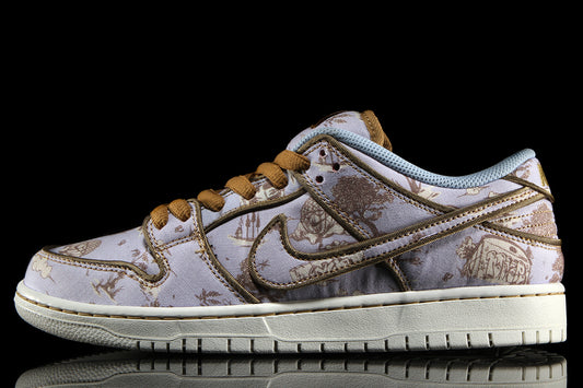 Nike SB | Dunk Low Pro Premium Football Grey Coconut Milk Khaki (Paris)