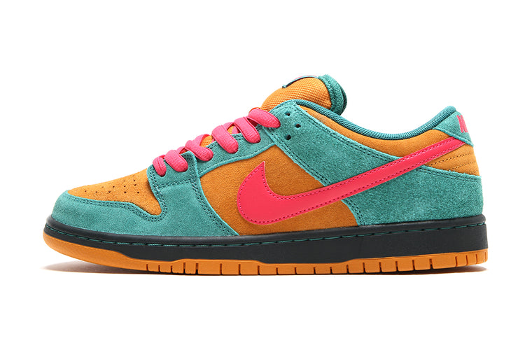 Nike SB - Dunk Low Pro
Style # HQ1625-301
Color : Green Noise / Watermelon / Light Curry
