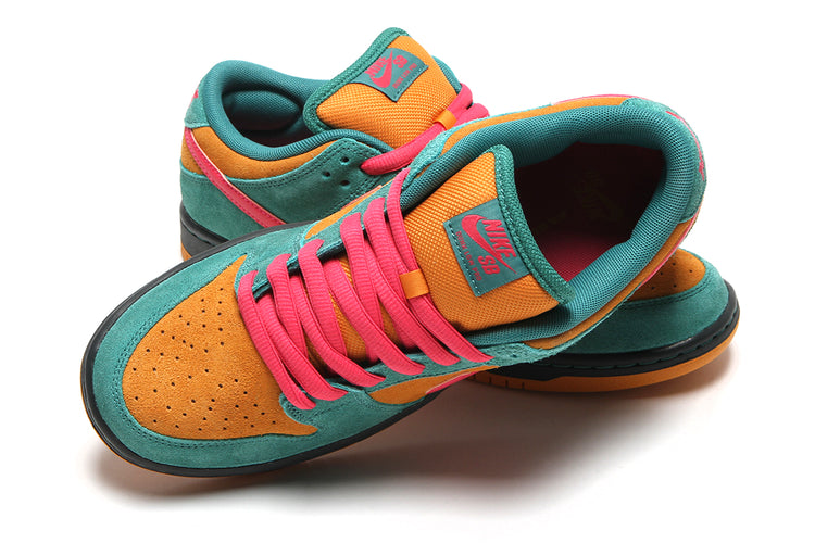 Nike SB - Dunk Low Pro
Style # HQ1625-301
Color : Green Noise / Watermelon / Light Curry