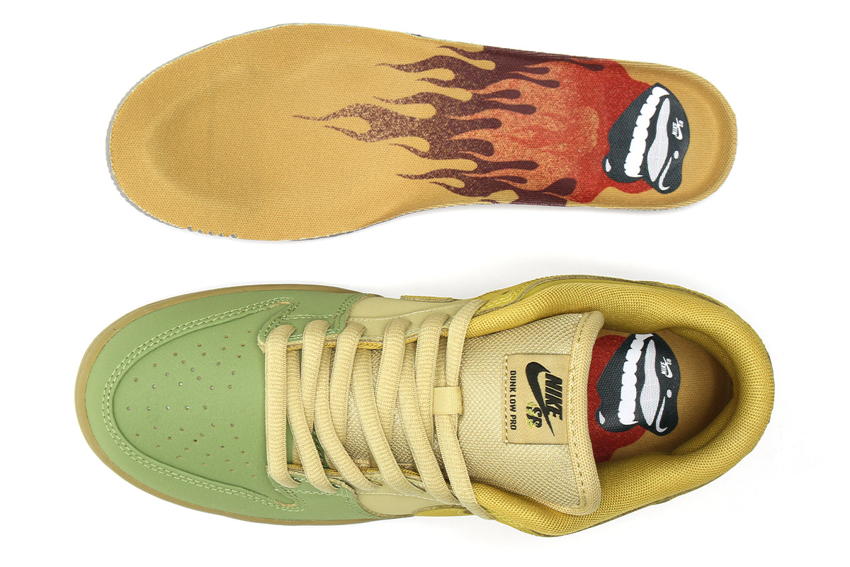 Nike SB - Dunk Low Pro
Style # IO0427-300
Color : Saffron Quartz / Pear