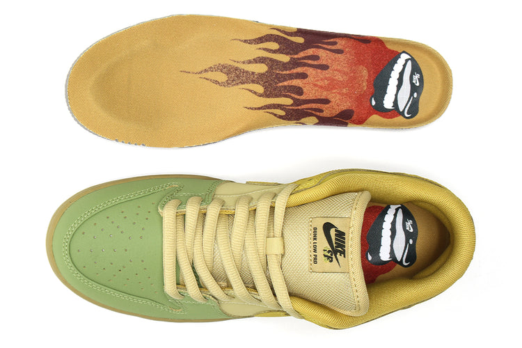 Nike SB - Dunk Low Pro
Style # IO0427-300
Color : Saffron Quartz / Pear