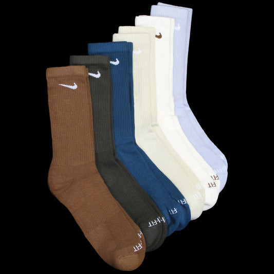 Nike - Everyday Plus Crew Socks
Style # SX6897-970
Color : Multi