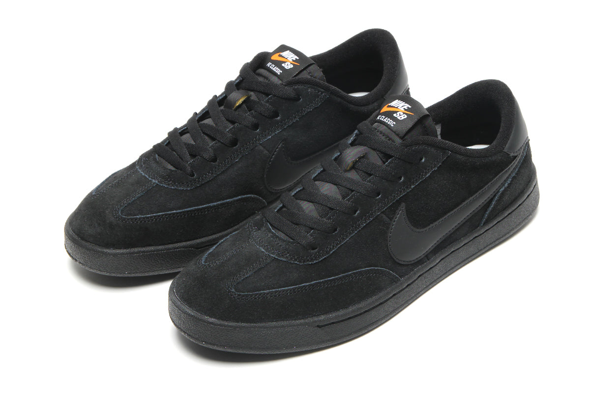 Nike SB - FC Classic
Style # 909096-002
Color : Black / Black / Vivid Orange