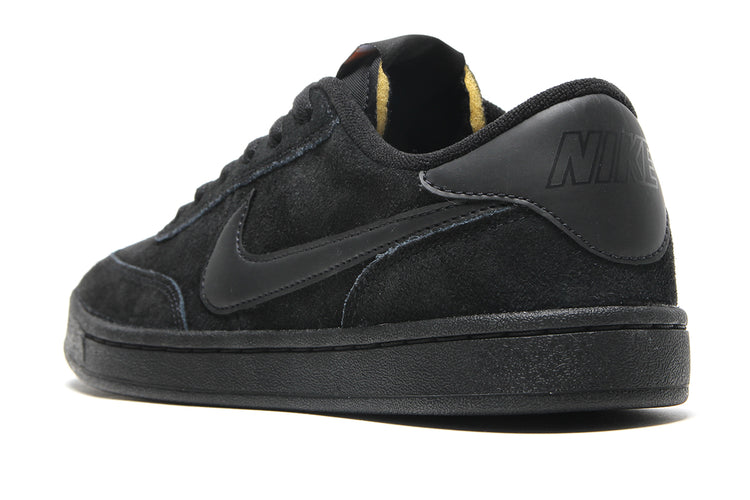 Nike SB - FC Classic
Style # 909096-002
Color : Black / Black / Vivid Orange
