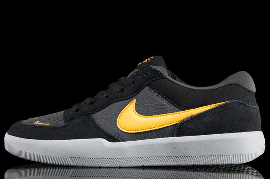 Nike SB - Force 58
Style # DV5477-009
Color : Black / University Gold / Anthracite