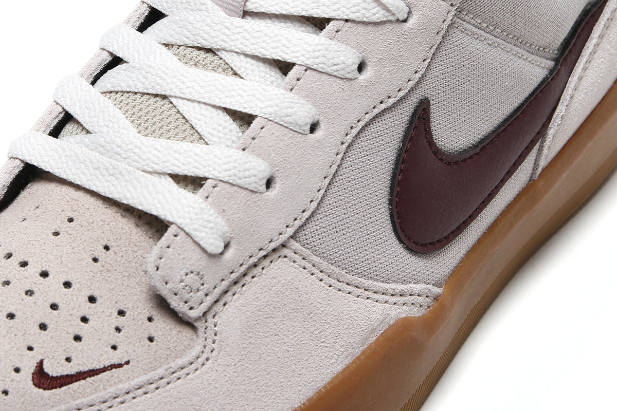 Nike SB - Force 58
Style # DV5477-203
Color : Cream II / Burgundy Crush / Gum Light Brown