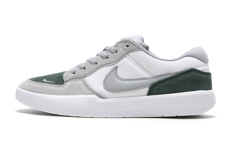 Nike SB - Force 58
Style # DV5477-105
Color : White / FLT Silver / Fir