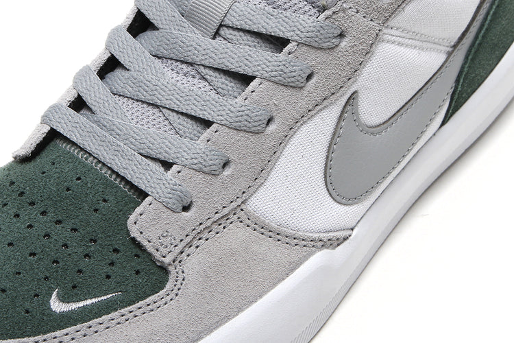 Nike SB - Force 58
Style # DV5477-105
Color : White / FLT Silver / Fir