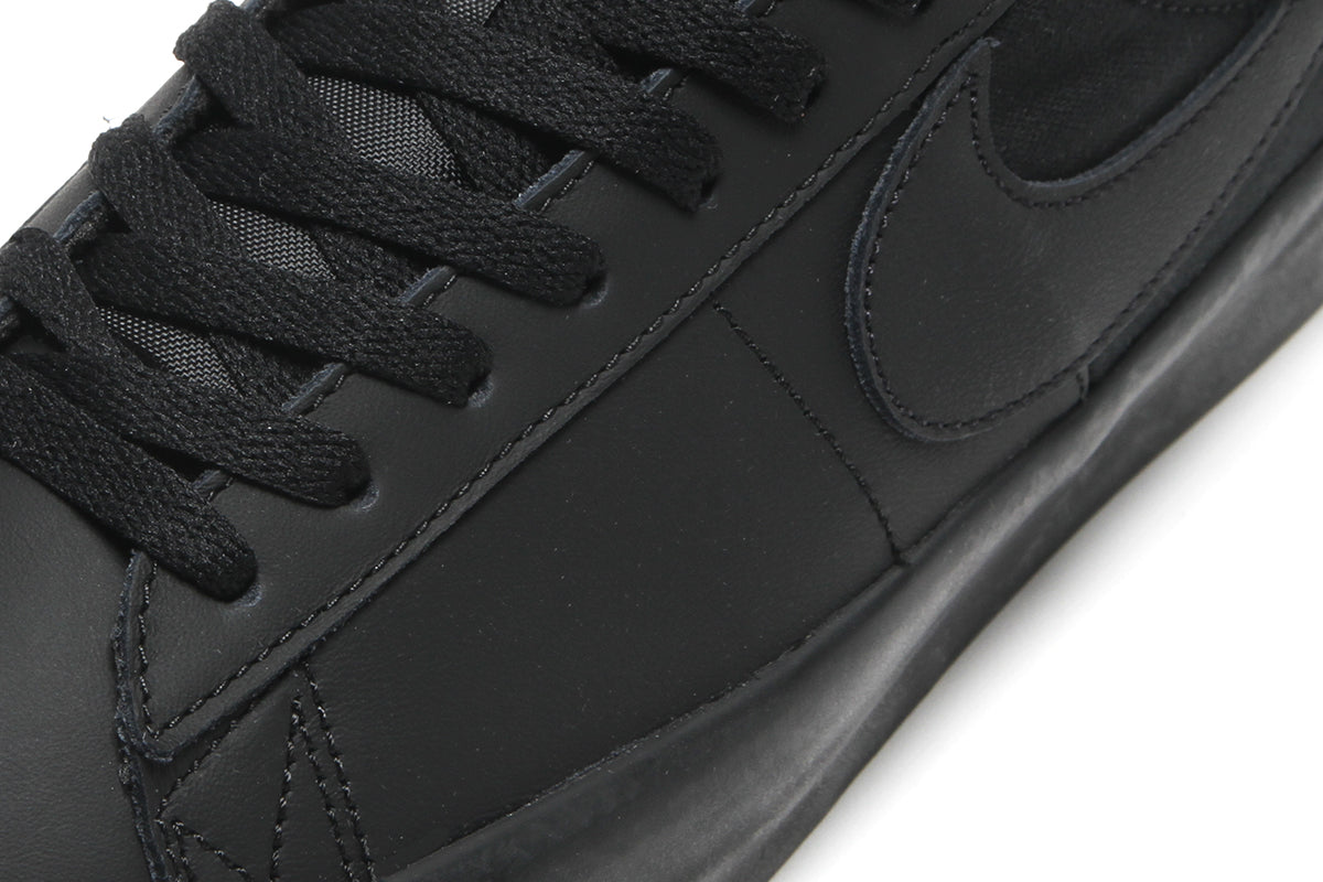 Nike SB | Zoom Blazer Low Pro GT
Style # DR9099-001
Color : Black