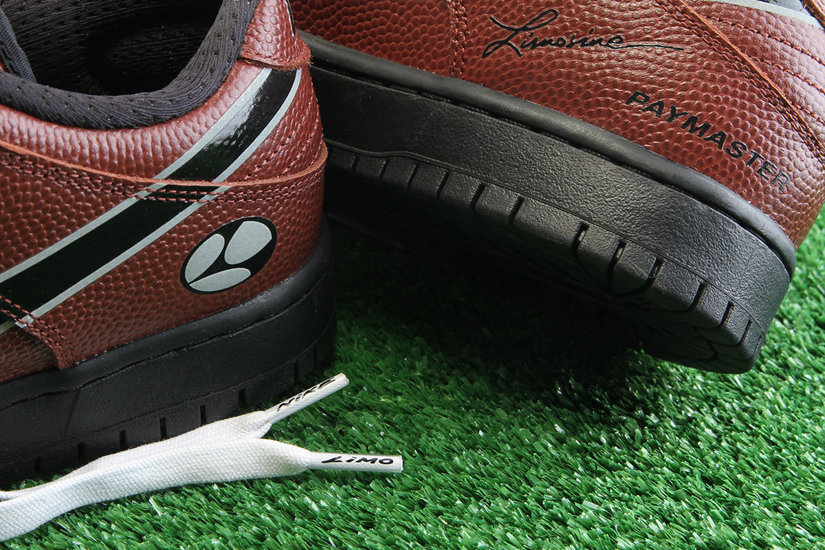 Nike SB - Dunk Low Pro x Limosine
Style # HJ4131-200
Color : Dark Pony / Black / Silver / White