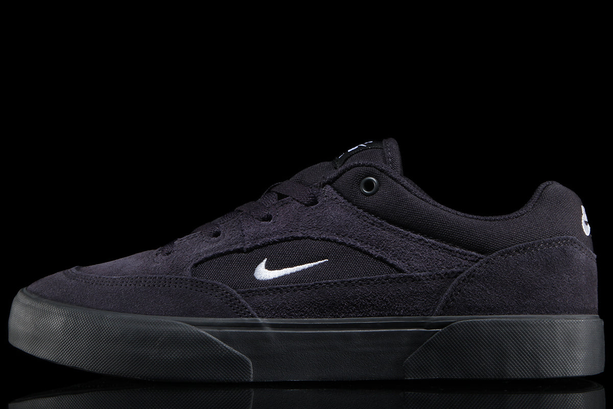 Nike SB - Malor
Style # FV6064-500
Color : Blueprint / White / Off Noir