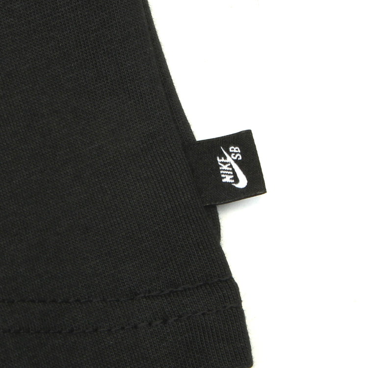 Nike SB - Max90 Char T-Shirt
Style # HV2188-045
Color : Off Noir