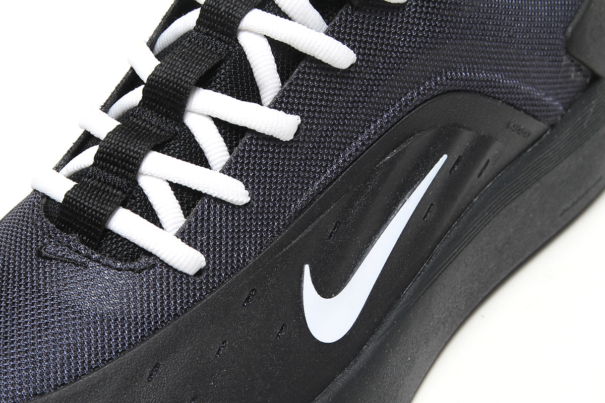 Nike SB - Zoom Nyjah 4
Style # FQ1273-002
Color : Black / White
