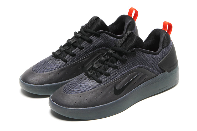 Nike SB - Zoom Nyjah 4
Style # FQ1273-003
Color : Cool Grey / White / Wolf Grey