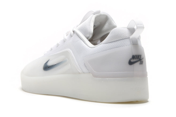 Nike SB - Zoom Nyjah 4
Style # FQ1273-100
Color : White / Black